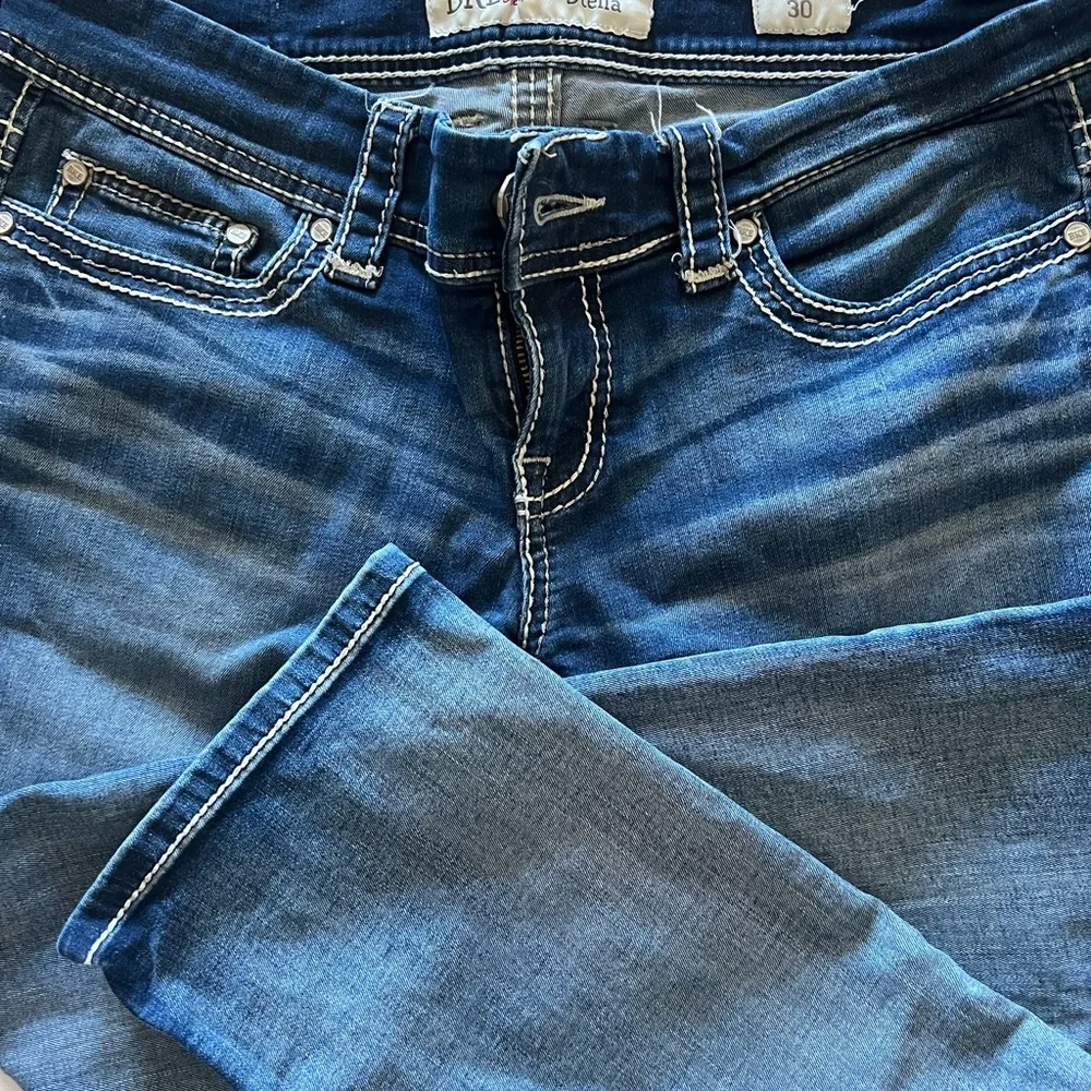 Capris - Picture 3 of 3